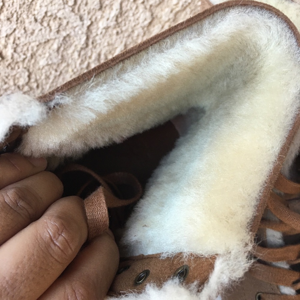 UGG Beven boots - Picture 7 of 8